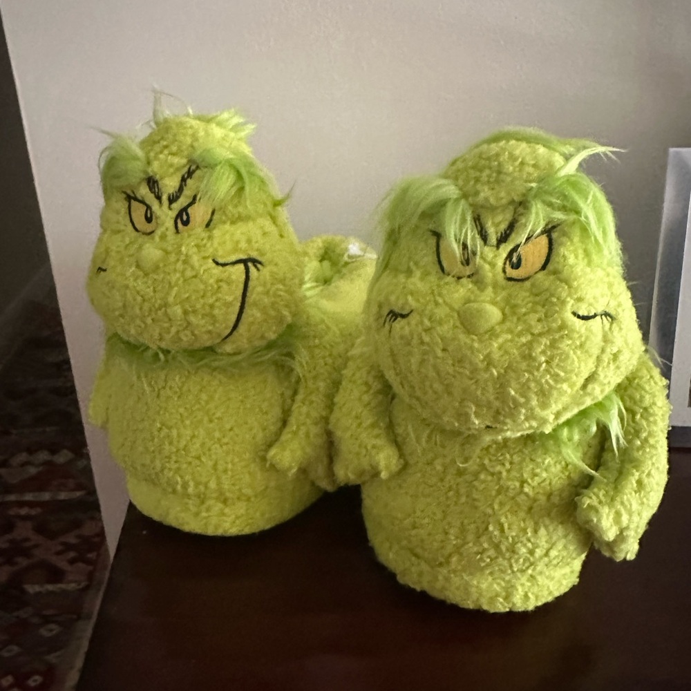 American Eagle Outfitters Green Grinch Slippers